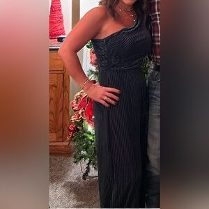 One Shoulder Green Velvet Jumpsuit